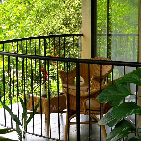 Poetree Thekkady Hotel Exterior foto