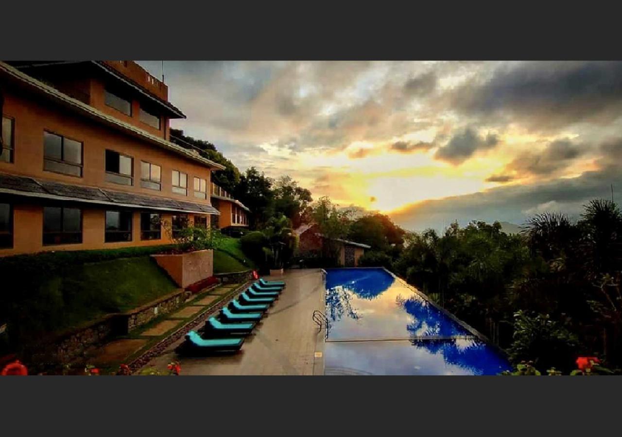 Poetree Thekkady Hotel Exterior foto
