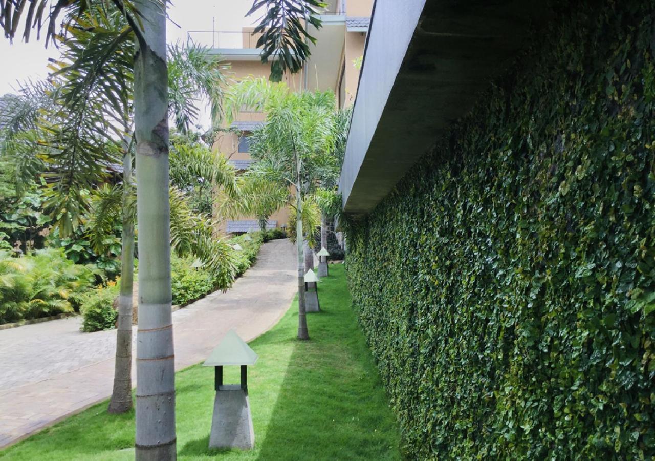 Poetree Thekkady Hotel Exterior foto